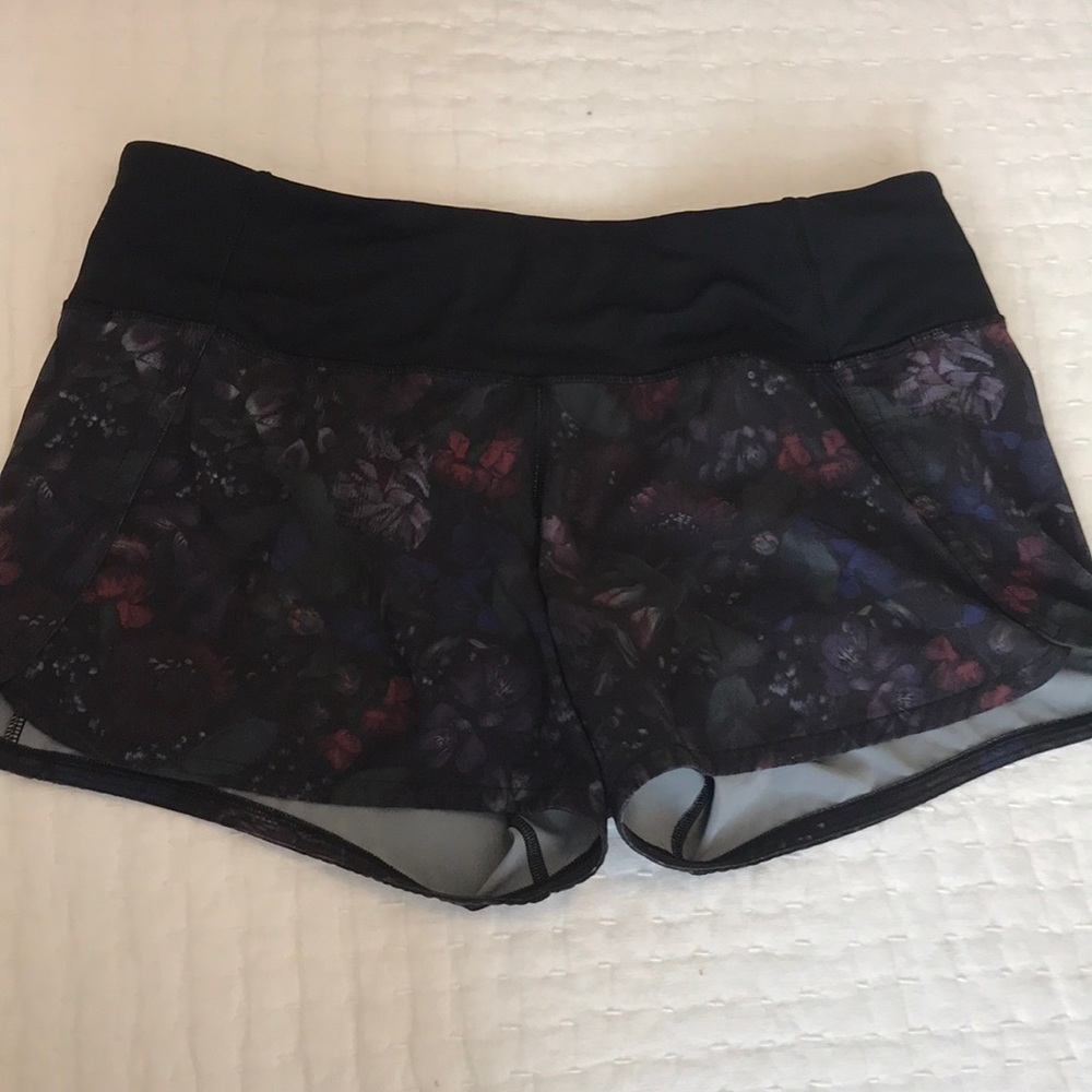 Lululemon run times shorts
